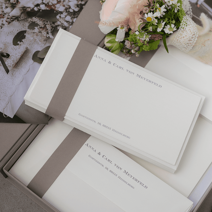 Personalisierbare Briefpapier Kassette | Edles Bütten Papier | 60 Stück | taupe
